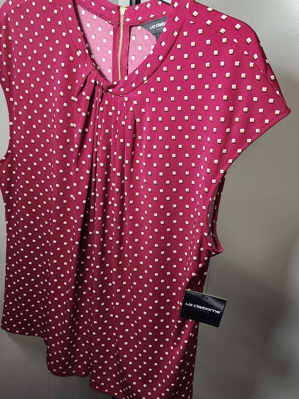 Liz Claiborne Magenta Polka Dot Cap Sleeve Camisole